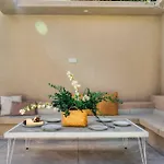 Villa Archontiko *